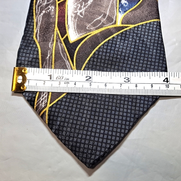 Geoffrey Beene 💯 Silk Men's Necktie 55-57" x 4" Gray/Burgundy Abstract USA Made - Picture 8 of 9